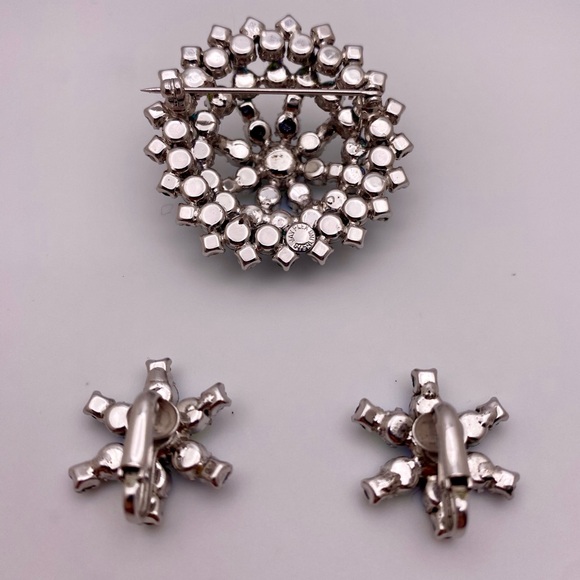 Vintage Jay flex sterling crystal earring and brooch set - Picture 3 of 5